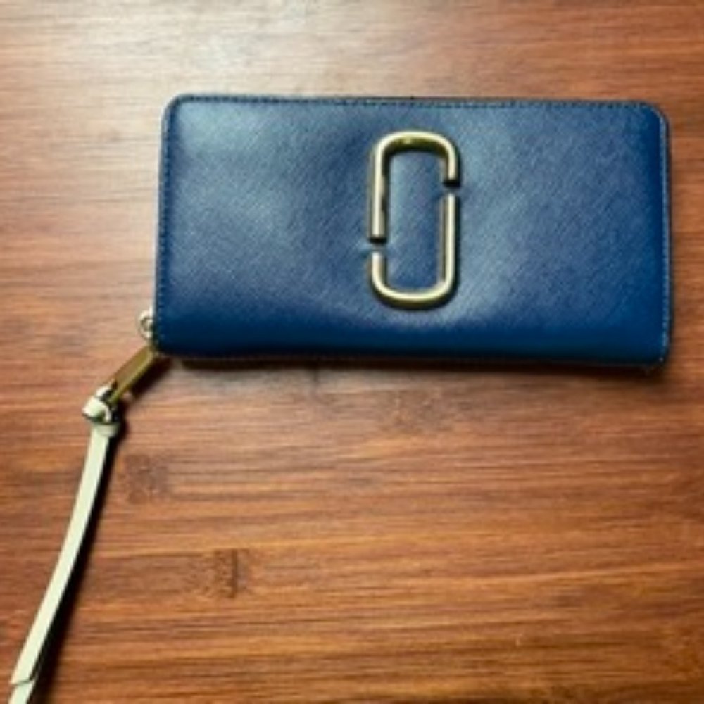 Marc Jacobs New York wallet